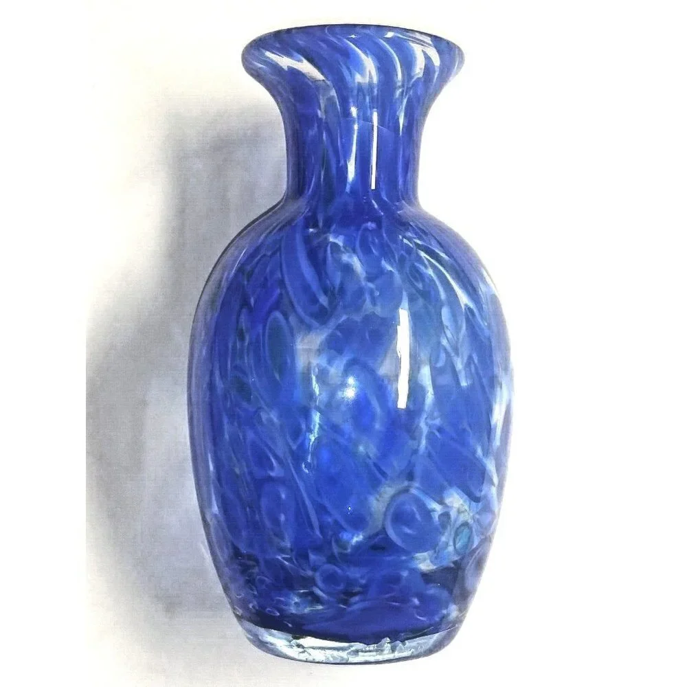 Art Glass vase Splatter Mottled/Thumb print blue White Murano style 9